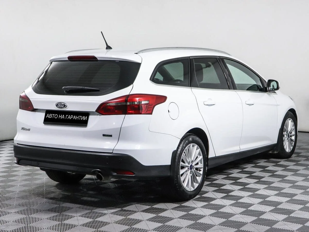 Ford Focus III Рестайлинг · Titanium — фото 3