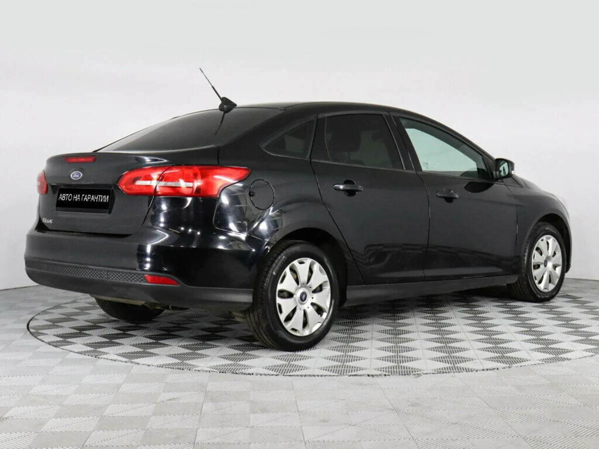 Ford Focus III Рестайлинг · Trend — фото 3