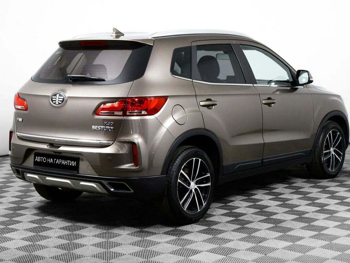 FAW Besturn X40 I · Luxury — фото 3