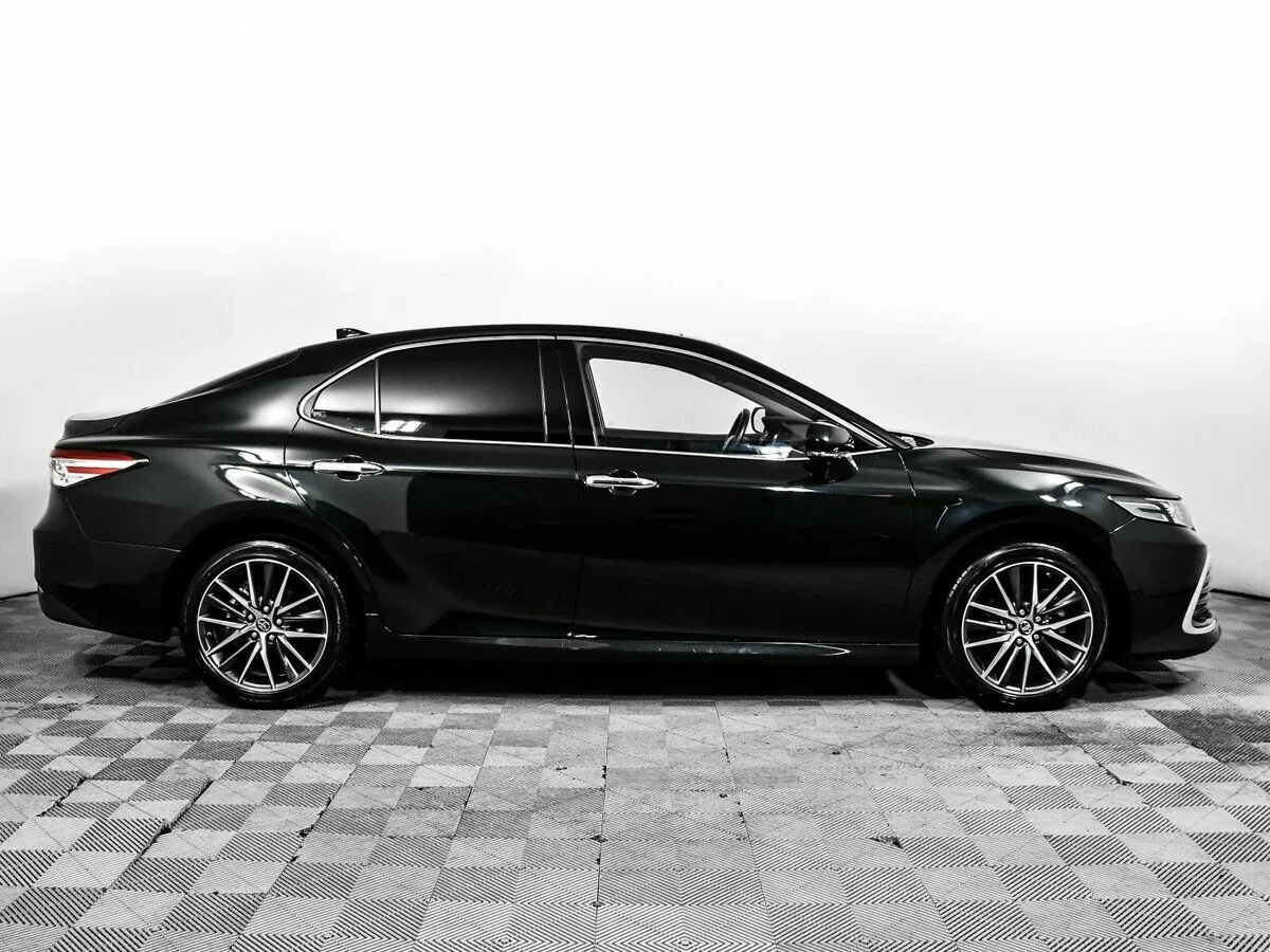 Toyota Camry VIII (XV70) Рестайлинг · Luxury — фото 4