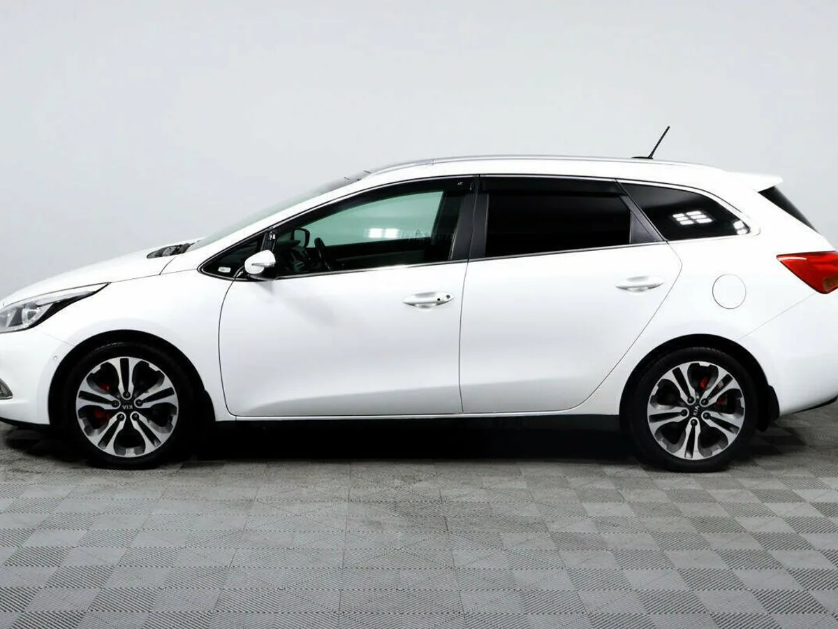 Kia Ceed II · Premium — фото 3