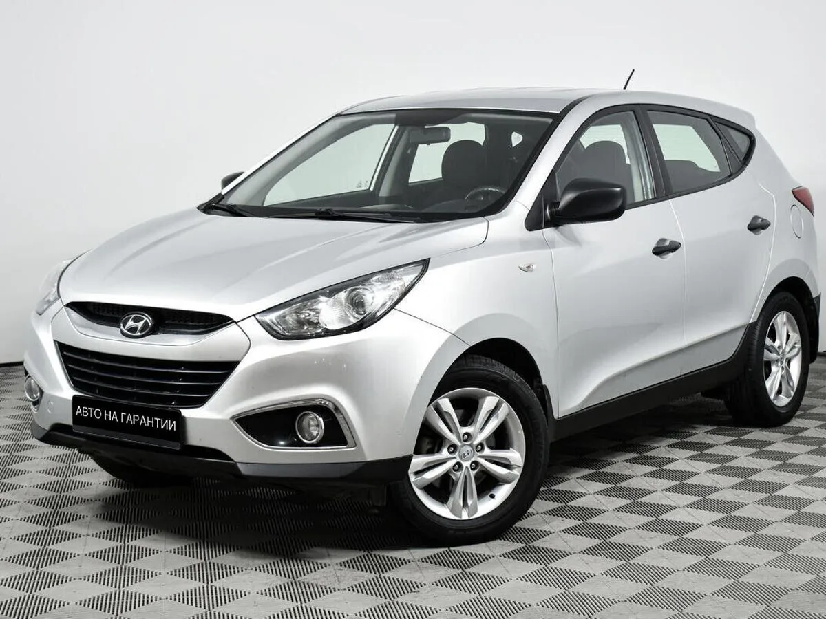 Hyundai ix35 I · Base