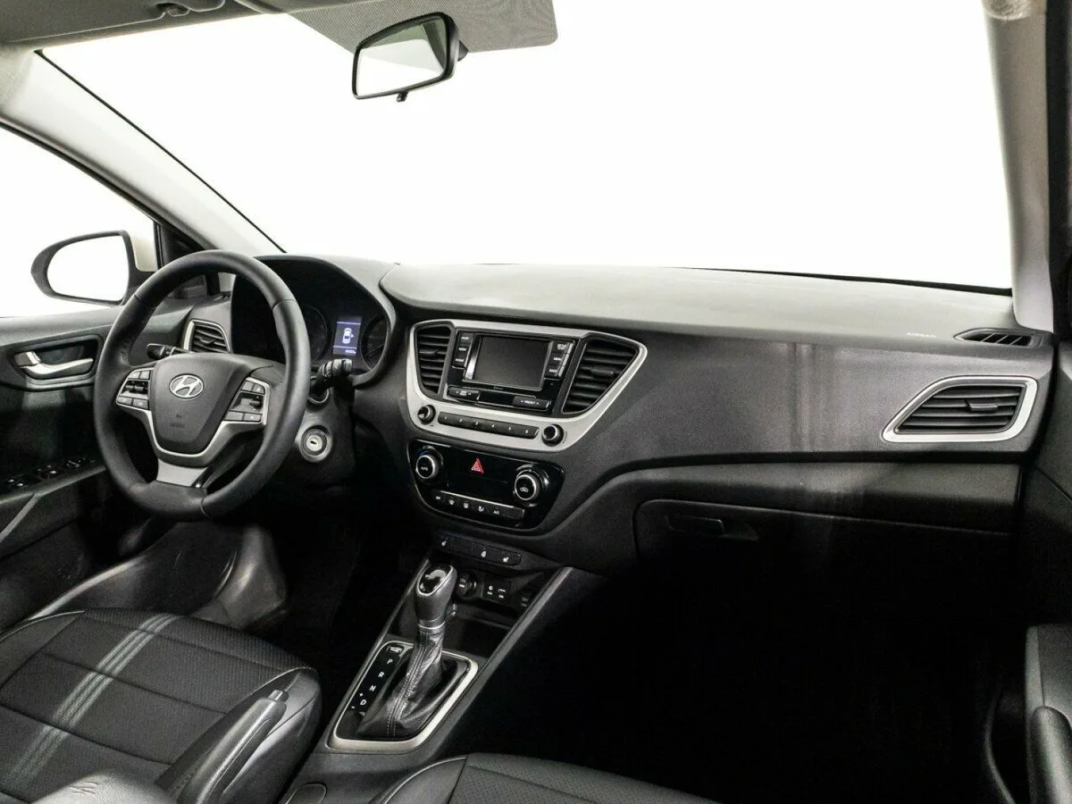 Hyundai Solaris II · Active Fleet — фото 5
