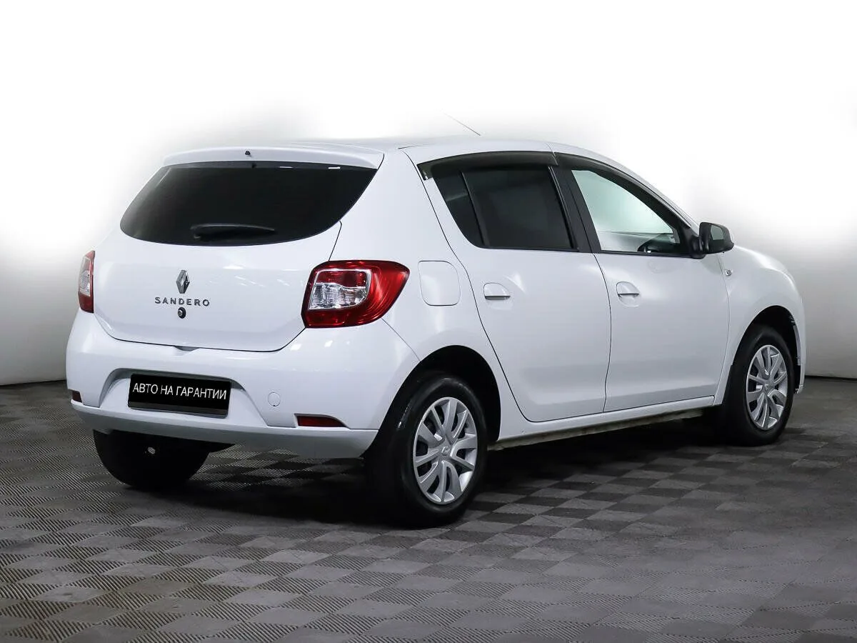 Renault Sandero II Рестайлинг · Drive — фото 5