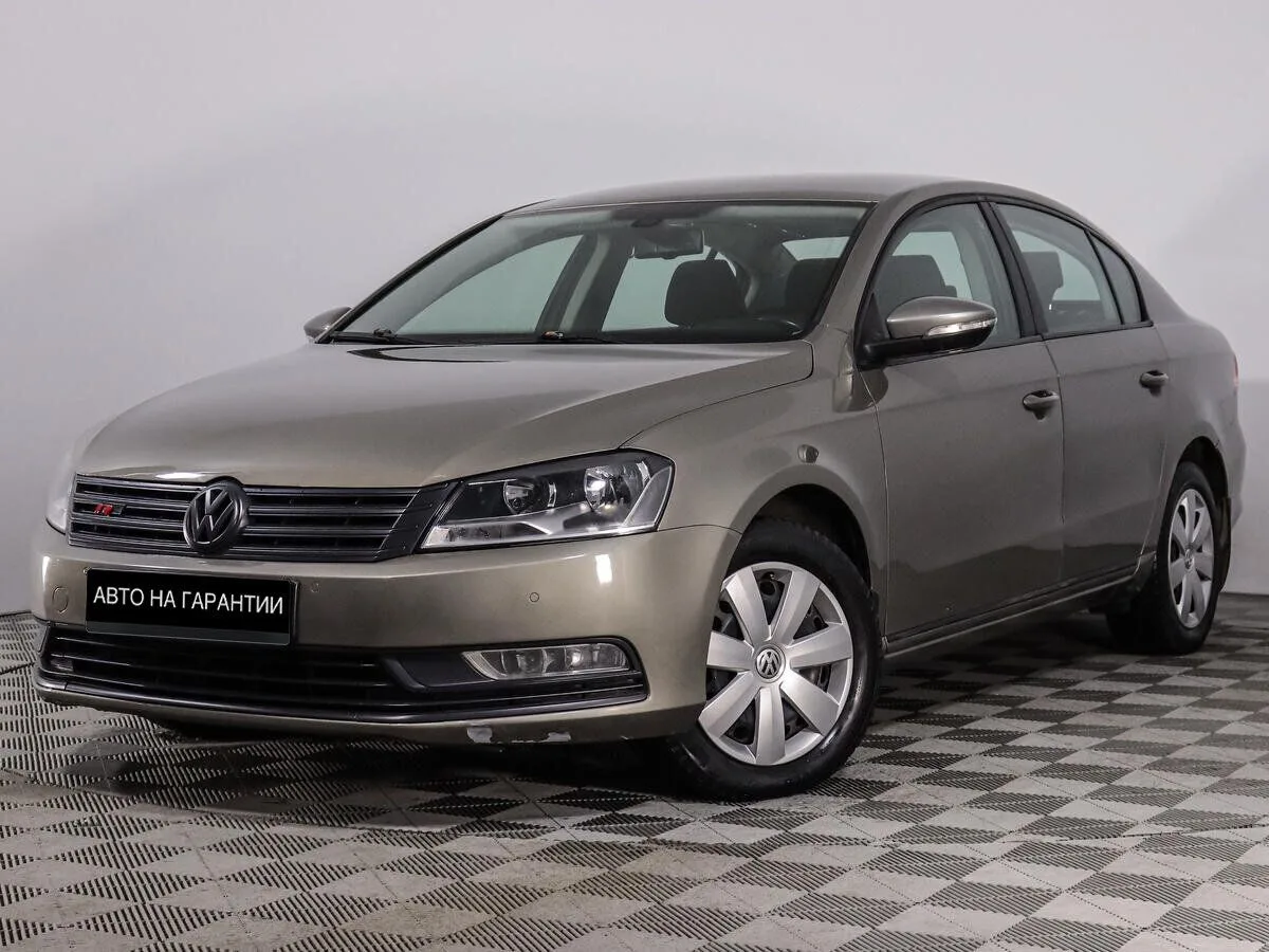 Volkswagen Passat B7 · Trendline