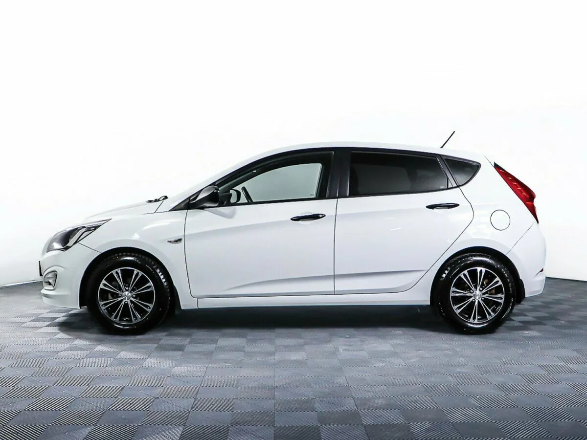 Hyundai Solaris I Рестайлинг · Active — фото 3