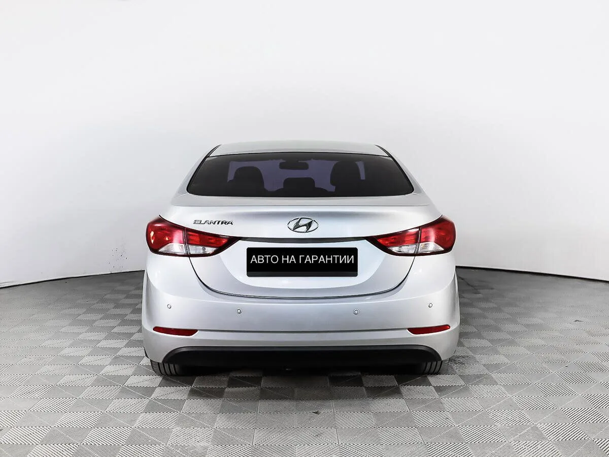 Hyundai Elantra V (MD) Рестайлинг · Base — фото 4