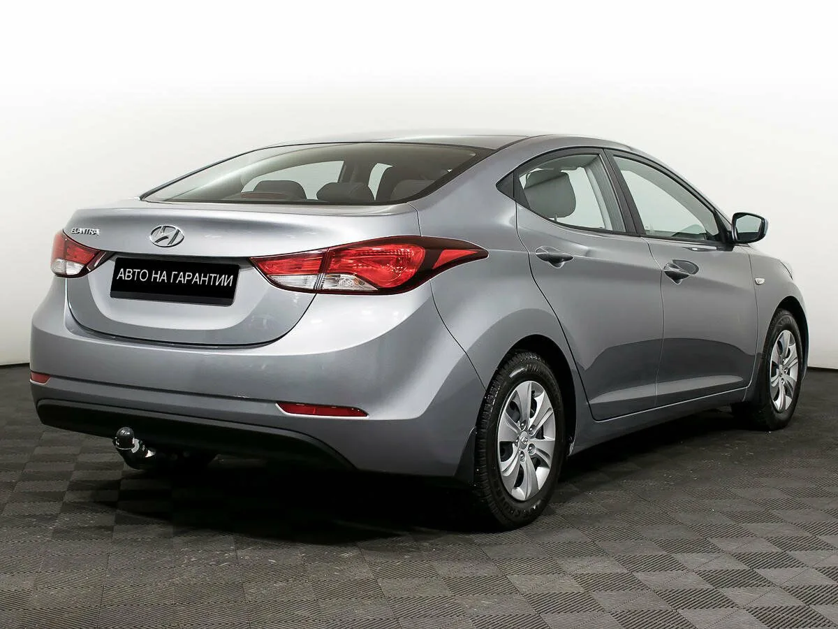 Hyundai Elantra V (MD) Рестайлинг · Base — фото 5