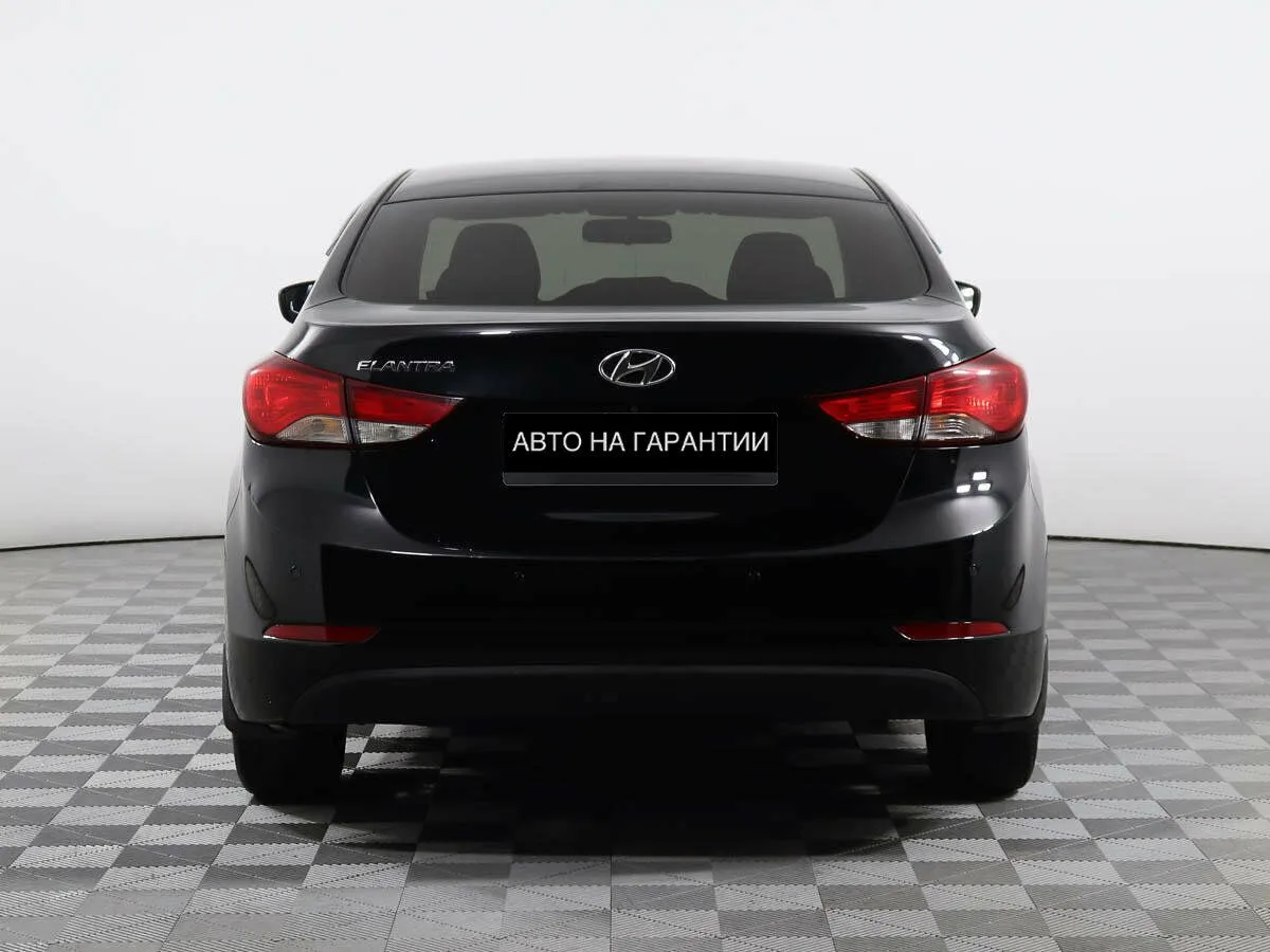 Hyundai Elantra V (MD) Рестайлинг · Base — фото 4
