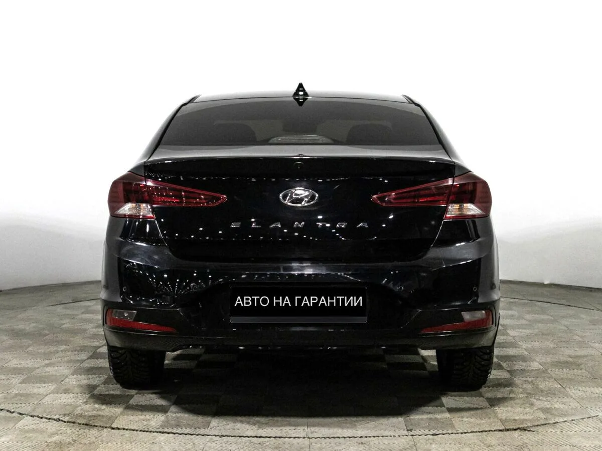 Hyundai Elantra VI (AD) Рестайлинг · Base — фото 4