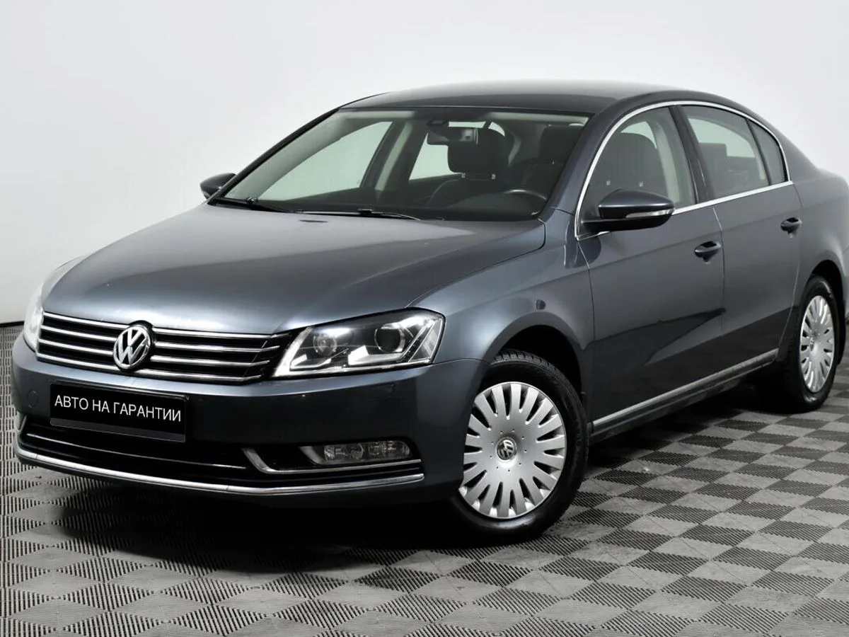 Volkswagen Passat B7 · Highline