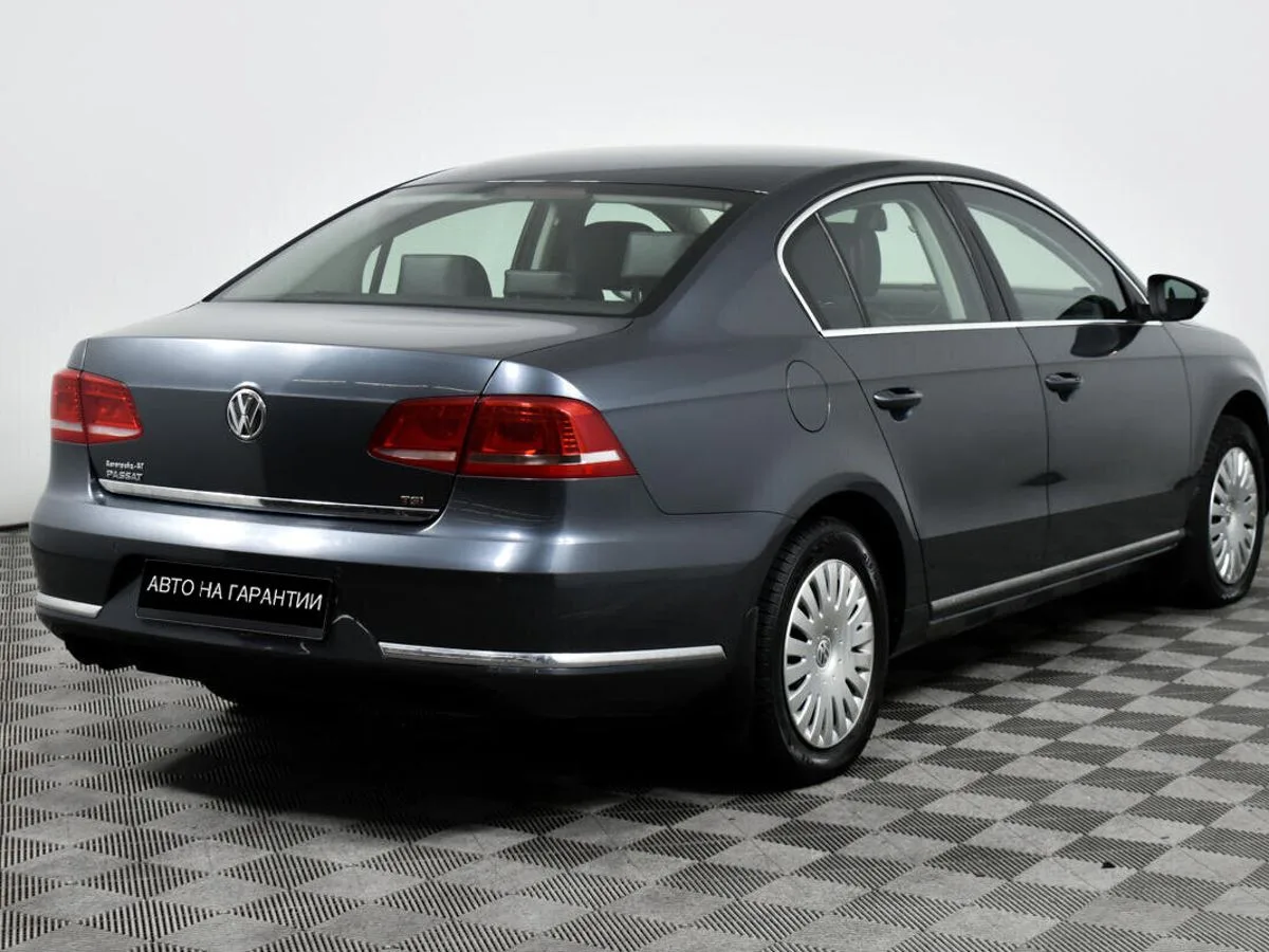 Volkswagen Passat B7 · Highline — фото 5