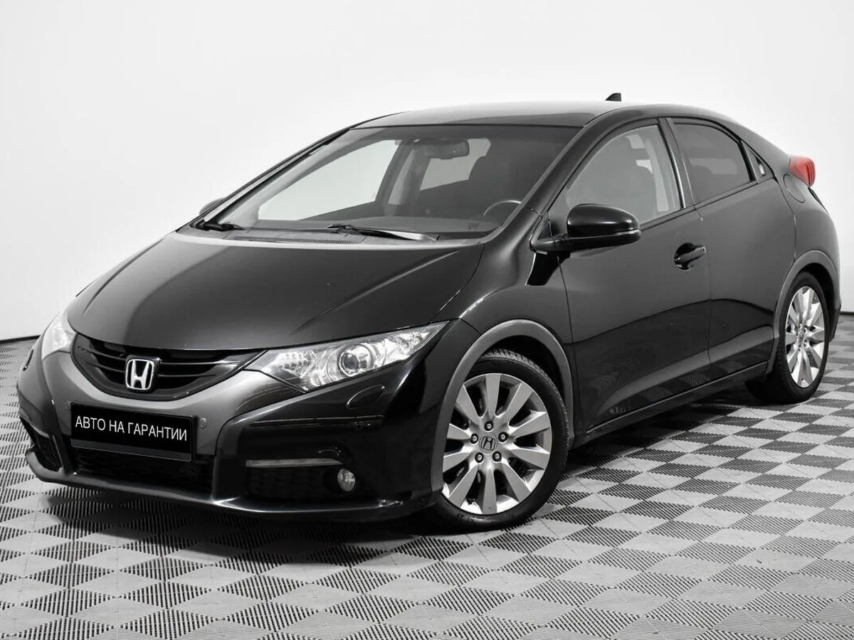 Honda Civic IX · Premium
