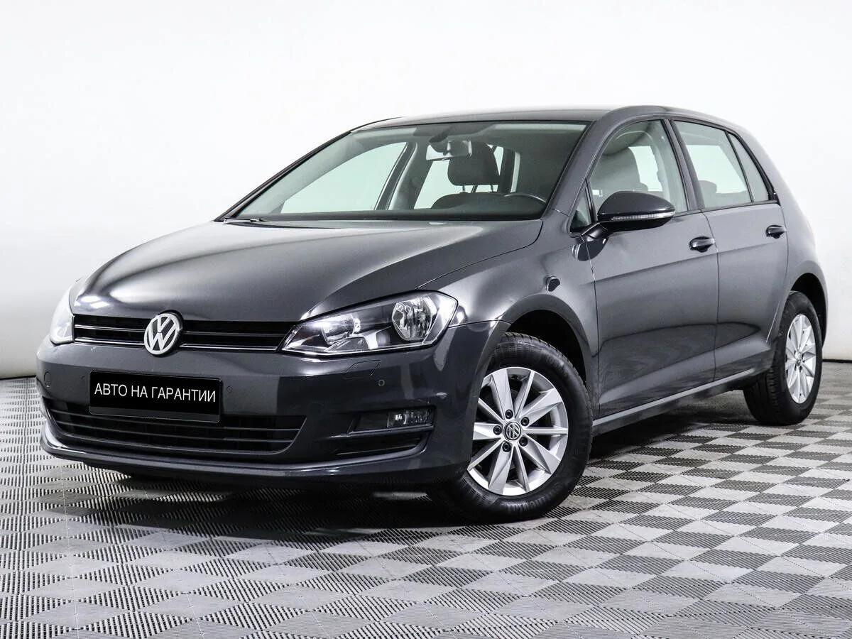 Volkswagen Golf VII · Highline