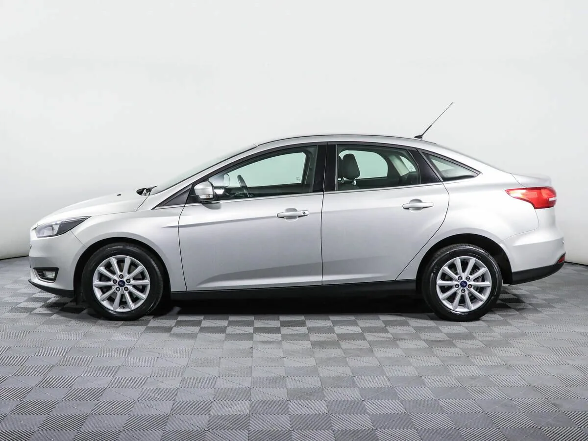 Ford Focus III Рестайлинг · Titanium — фото 3