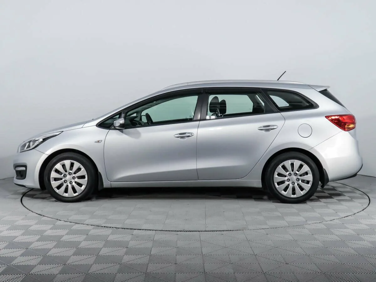 Kia Ceed II Рестайлинг · Comfort — фото 3