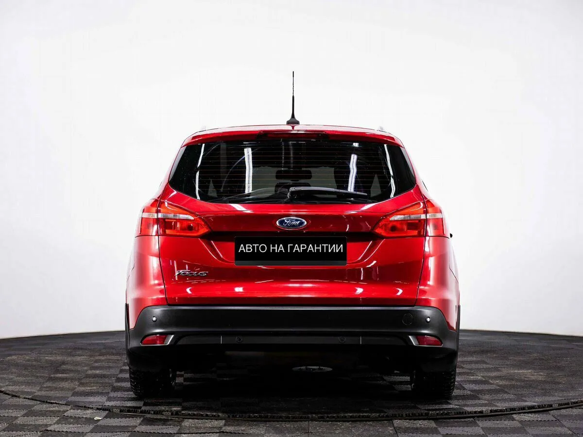 Ford Focus III Рестайлинг · Titanium — фото 4