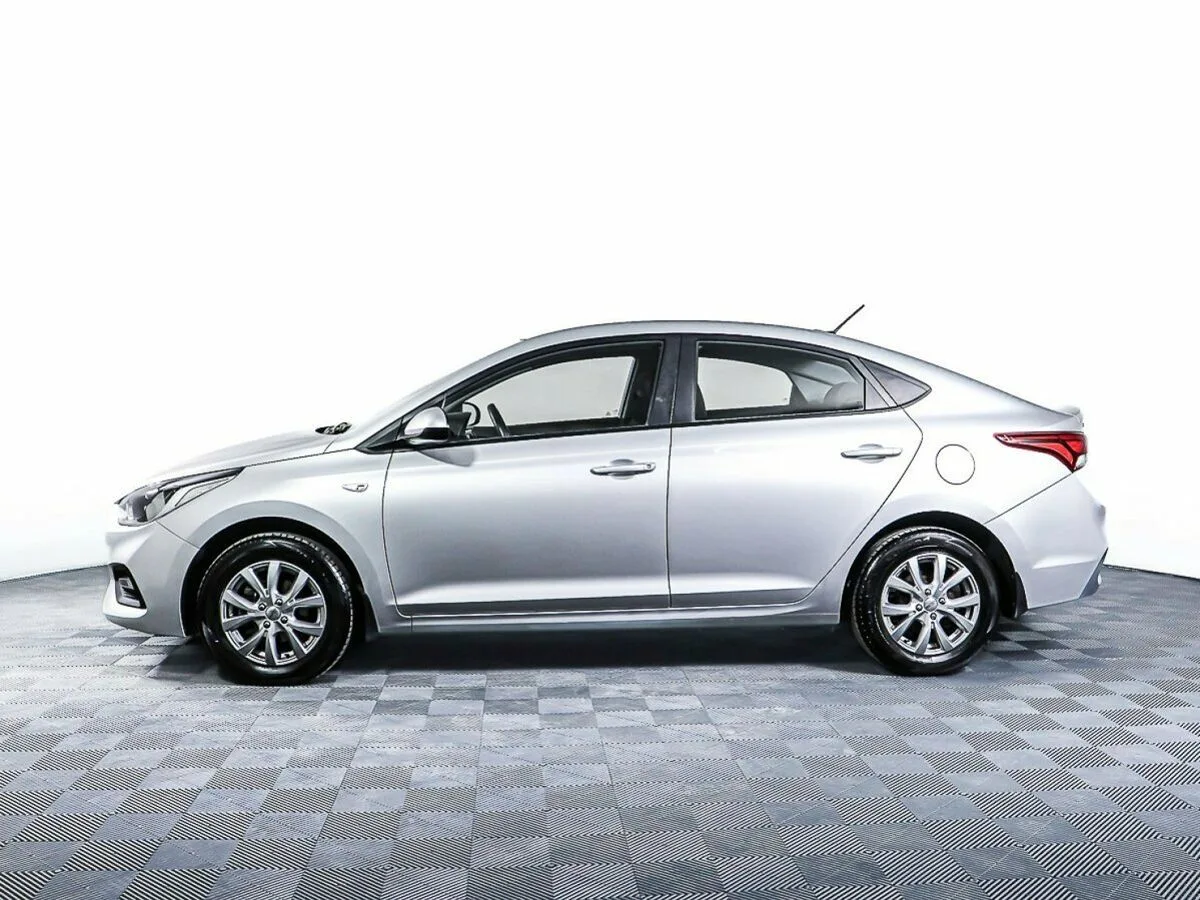 Hyundai Solaris II · Comfort — фото 3