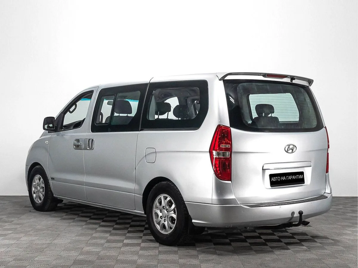 Hyundai Grand Starex I — фото 3