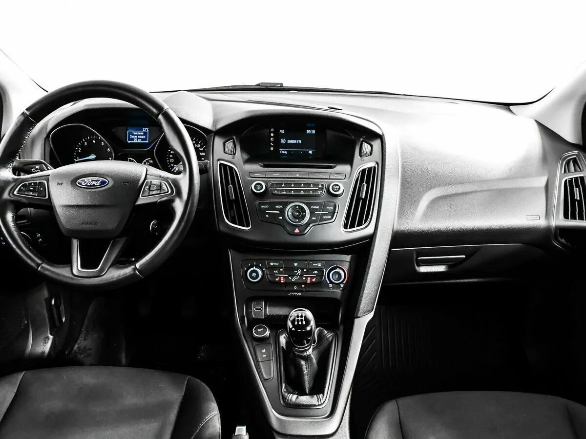 Ford Focus III Рестайлинг · Trend — фото 5