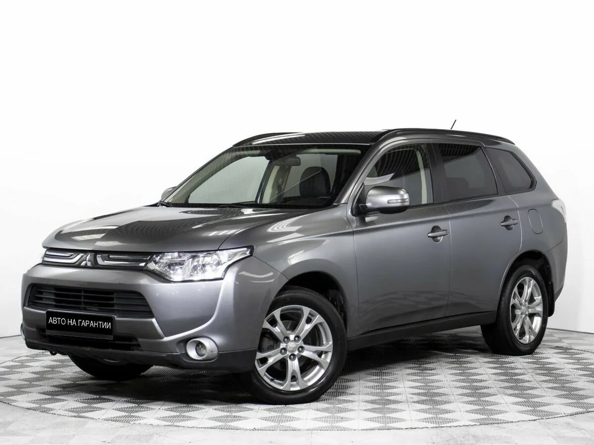 Mitsubishi Outlander III · Intense