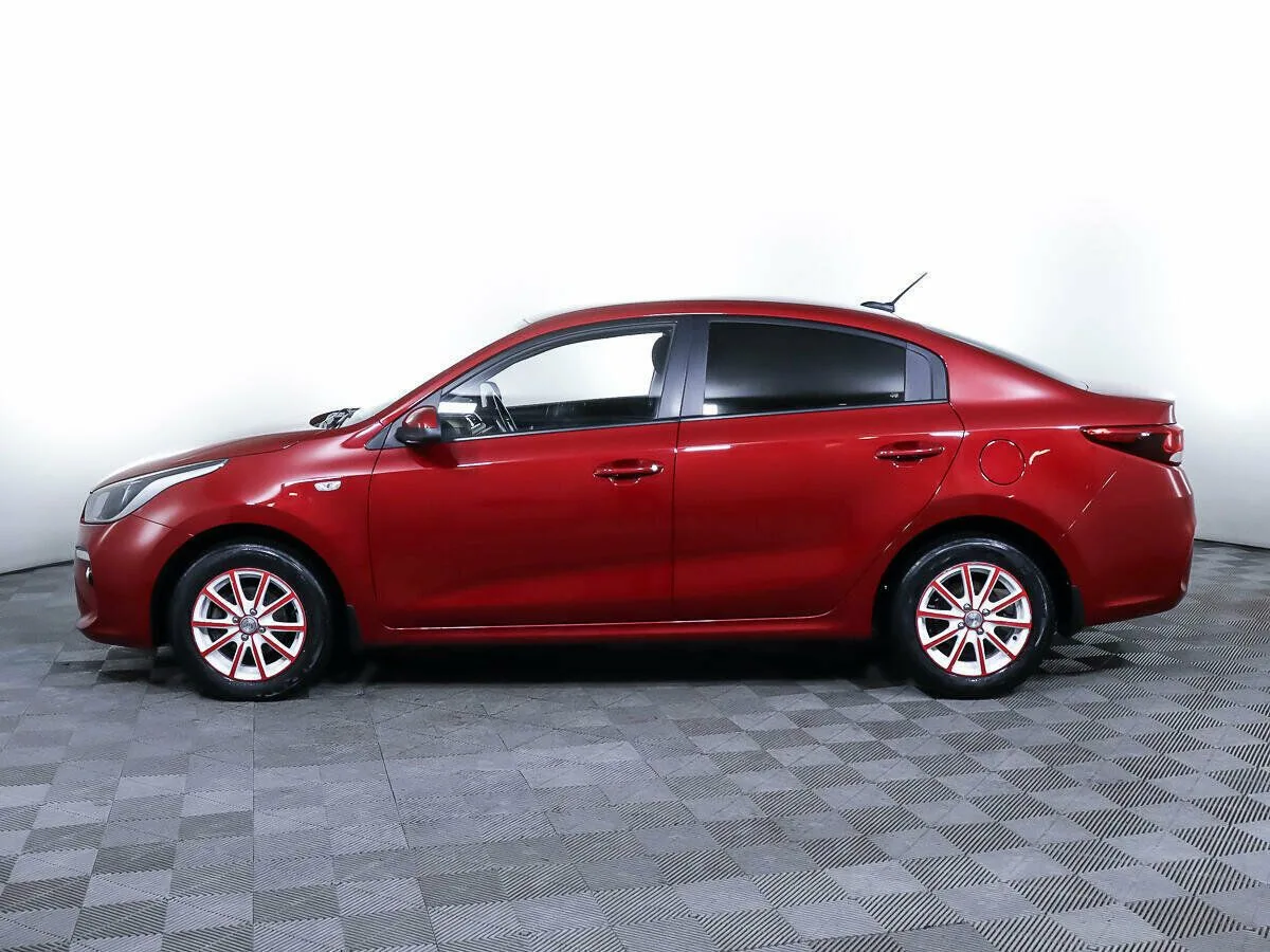 Kia Rio IV · Luxe RED Line — фото 3