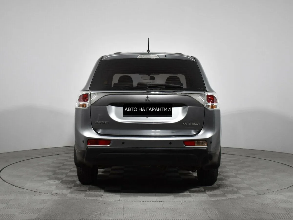 Mitsubishi Outlander III · Invite — фото 4