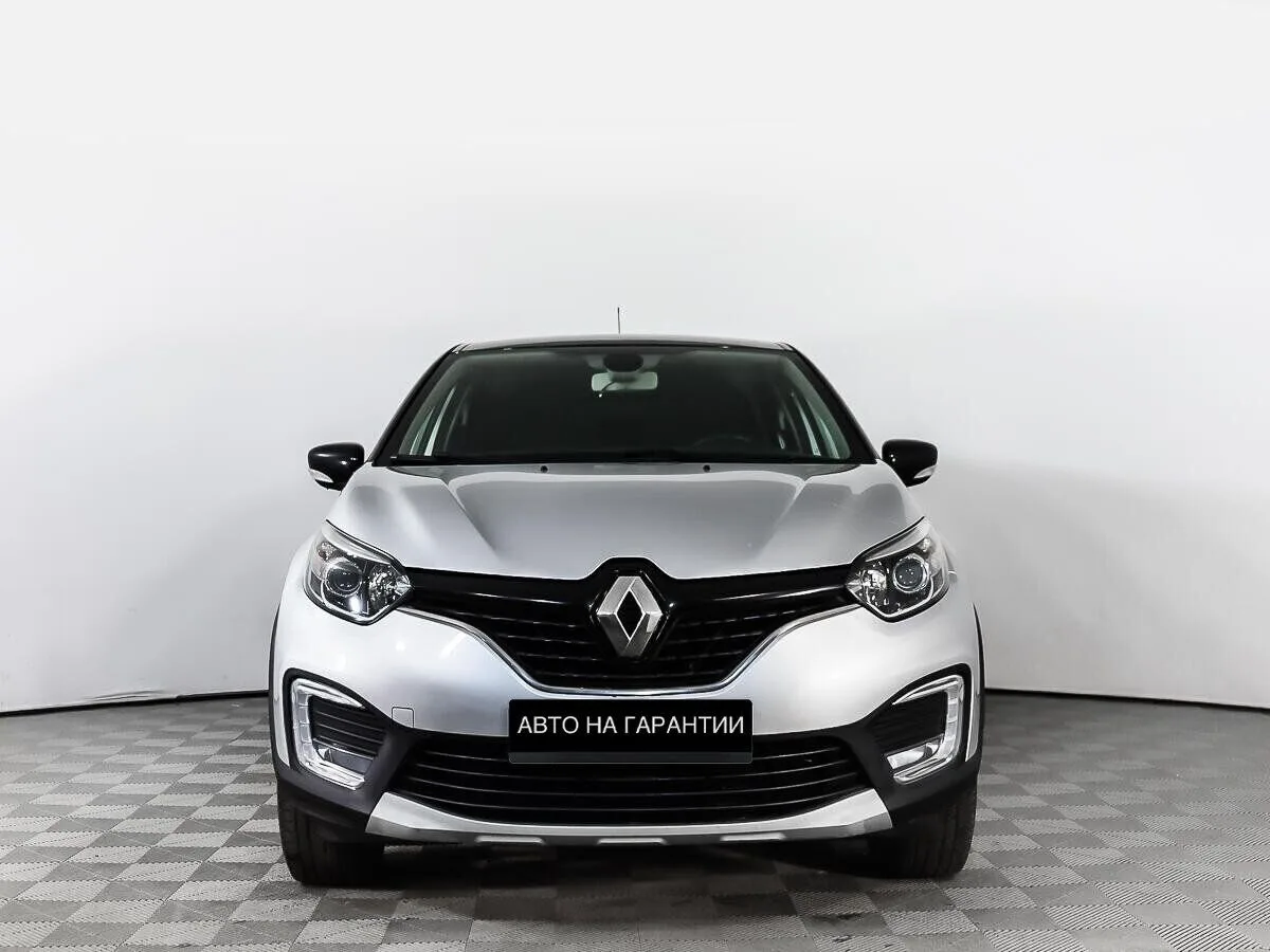 Renault Kaptur I · Life — фото 2
