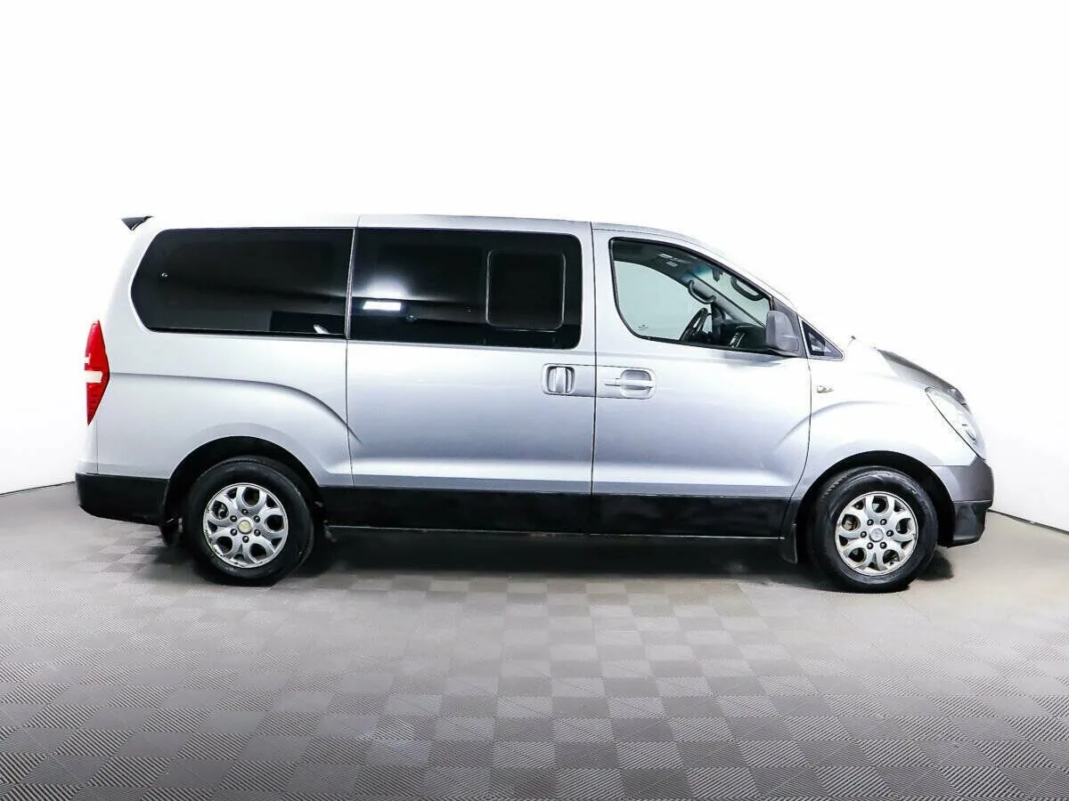 Hyundai Grand Starex I — фото 4