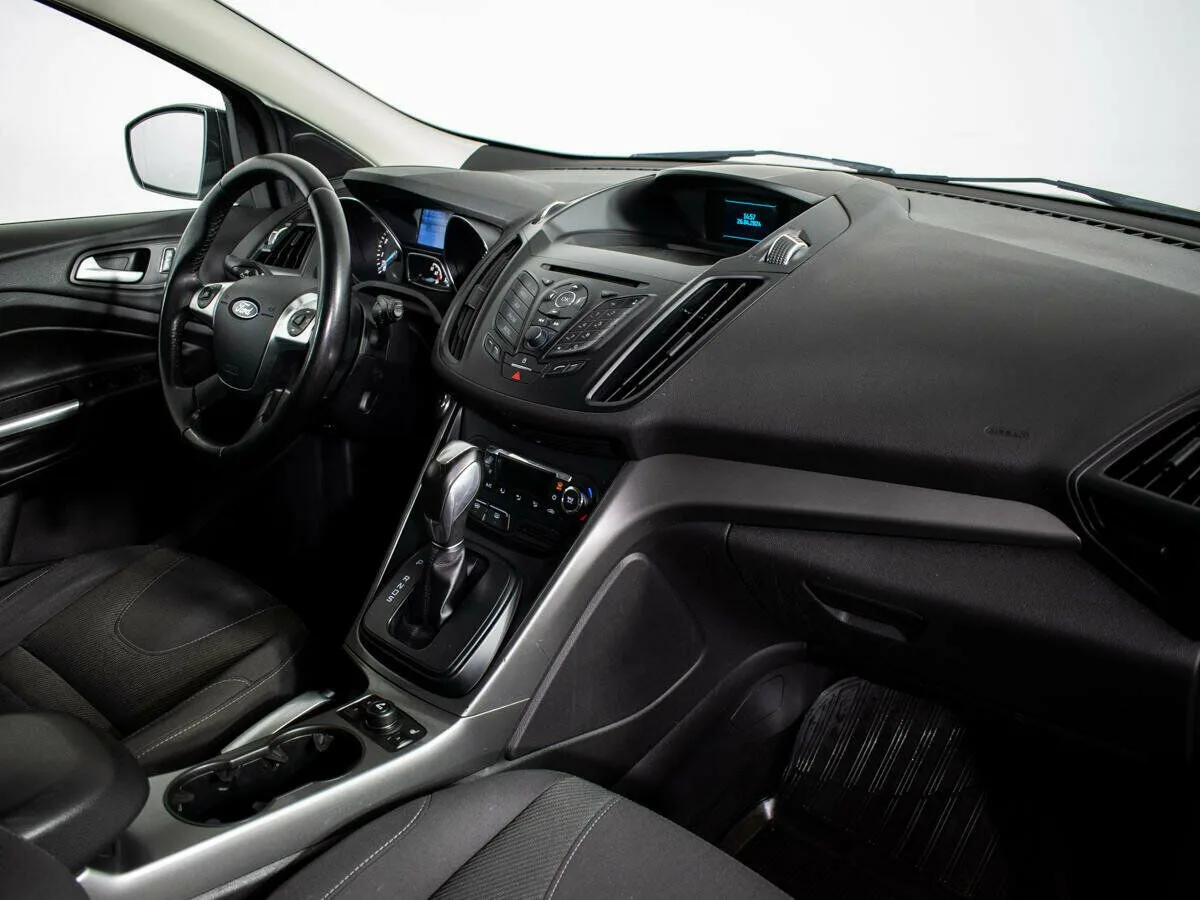Ford Kuga II · Titanium — фото 5