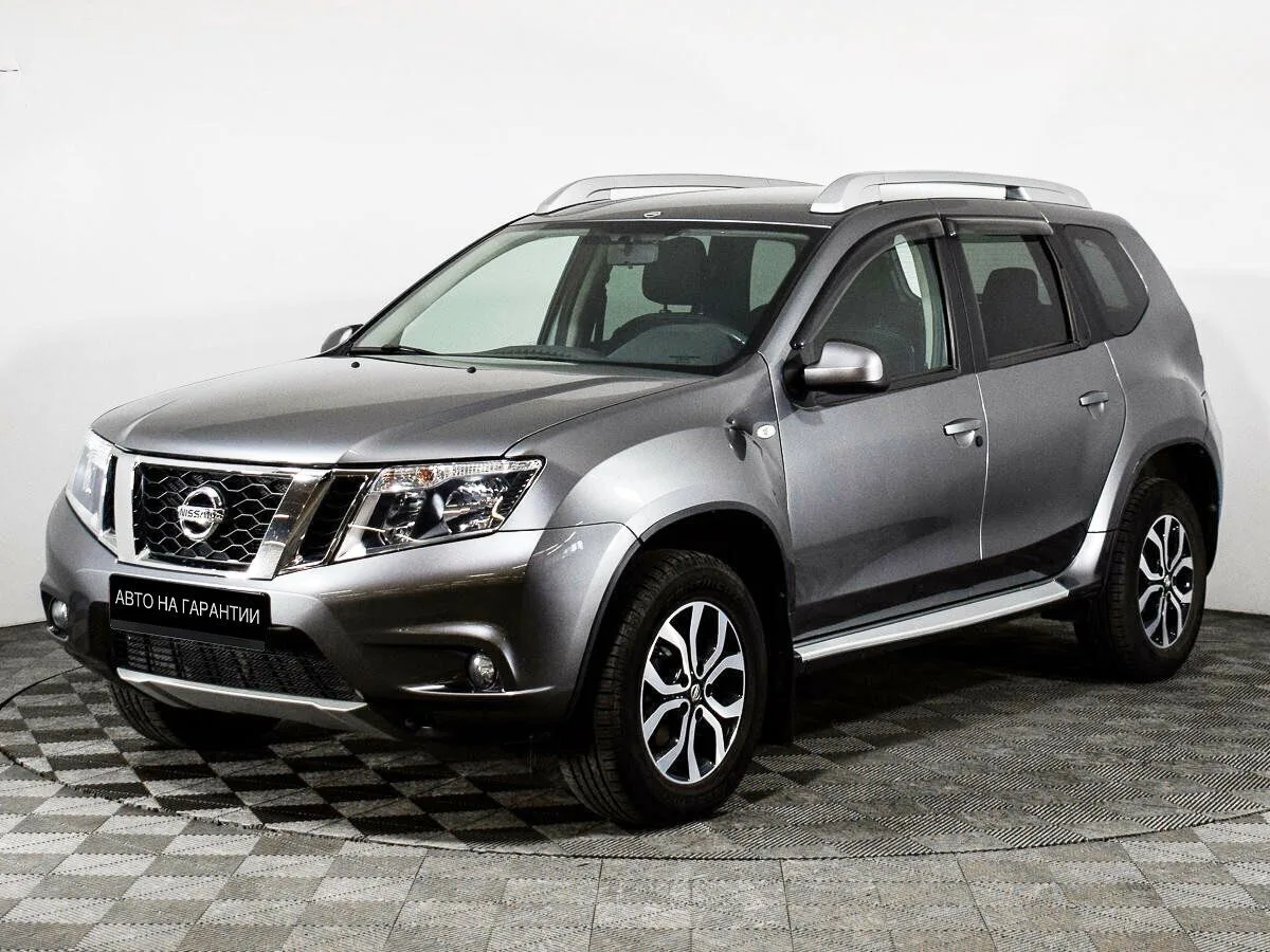 Nissan Terrano III (D10) · Elegance