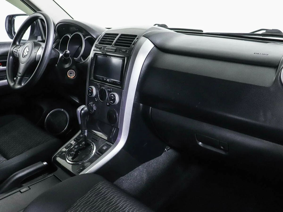 Suzuki Grand Vitara II Рестайлинг 2 · JLX-E — фото 5