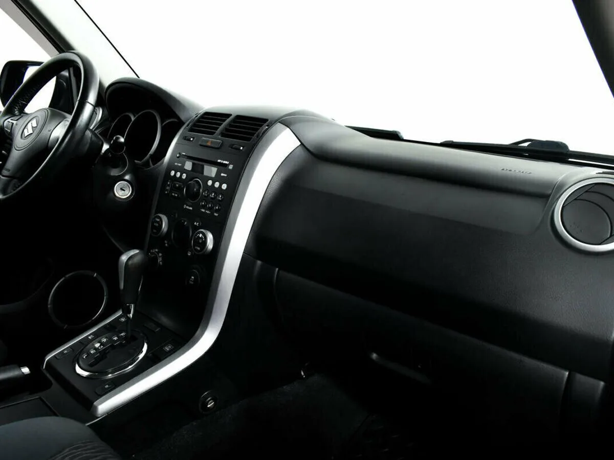 Suzuki Grand Vitara II Рестайлинг 2 · Exclusive — фото 5