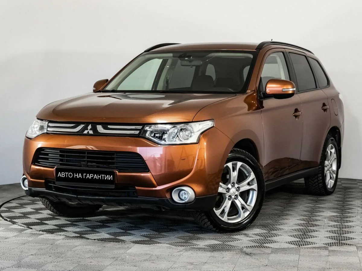 Mitsubishi Outlander III · Intense