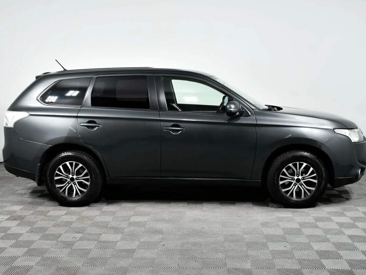 Mitsubishi Outlander III Рестайлинг · Inform — фото 4