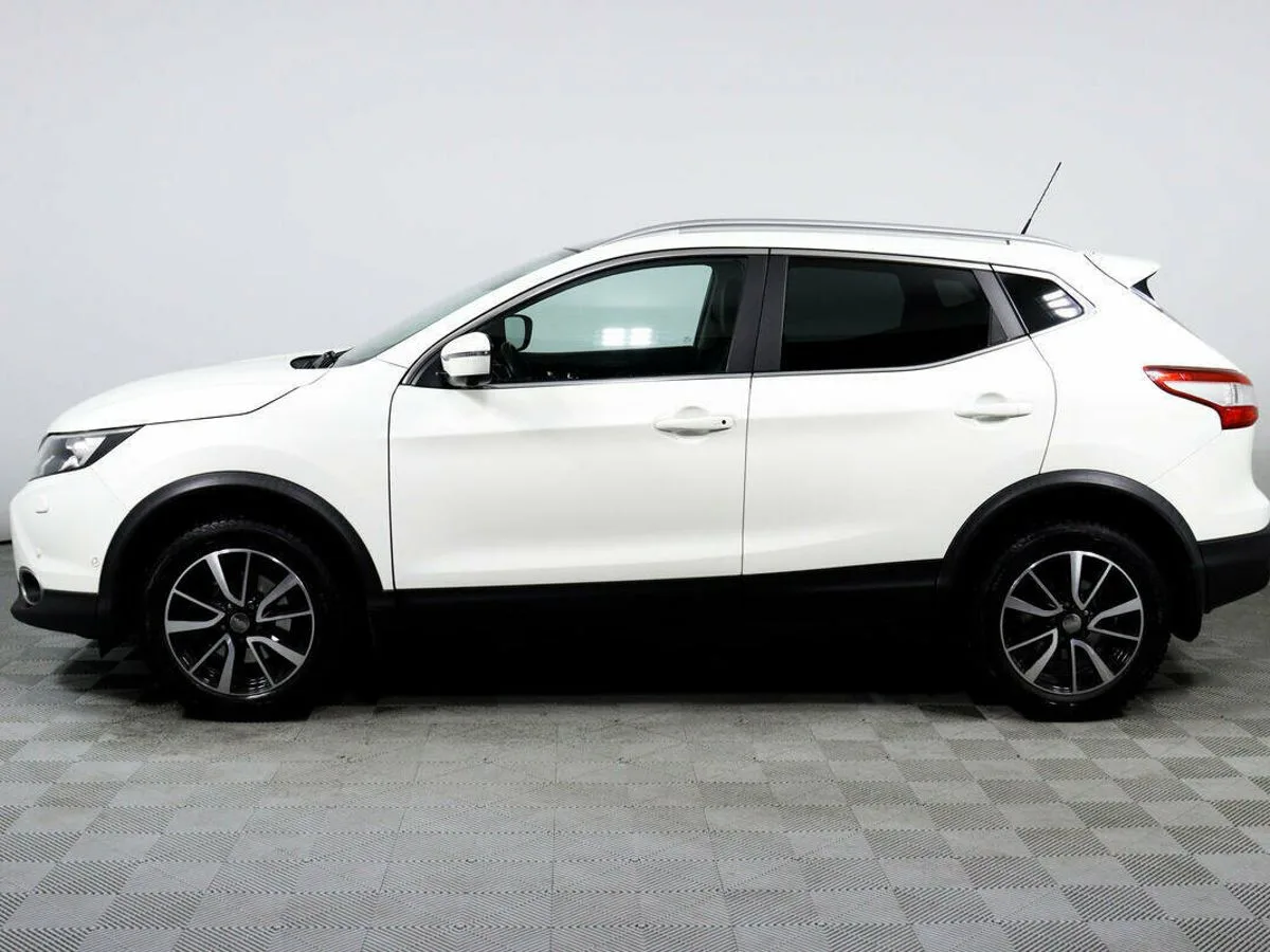 Nissan Qashqai II · LE+ — фото 3