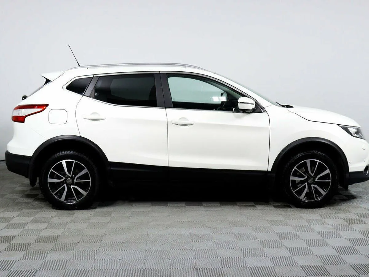 Nissan Qashqai II · LE+ — фото 4