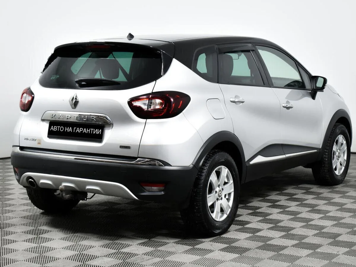 Renault Kaptur I · Drive — фото 5