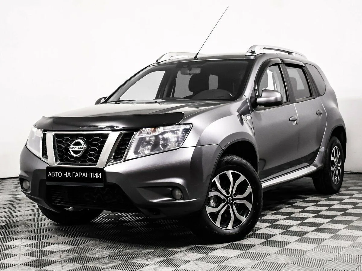 Nissan Terrano III (D10) · Elegance