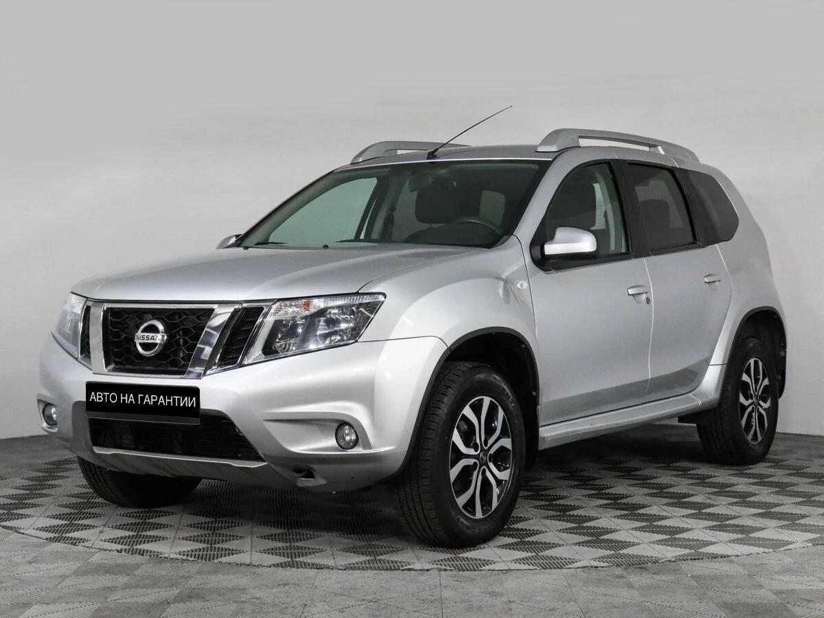 Nissan Terrano III (D10) · Elegance