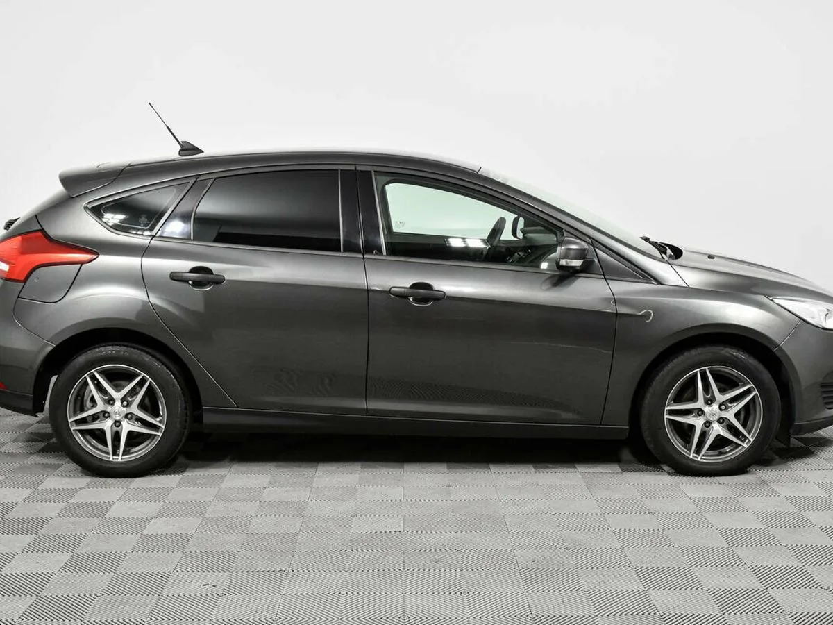Ford Focus III Рестайлинг · Ambiente — фото 4