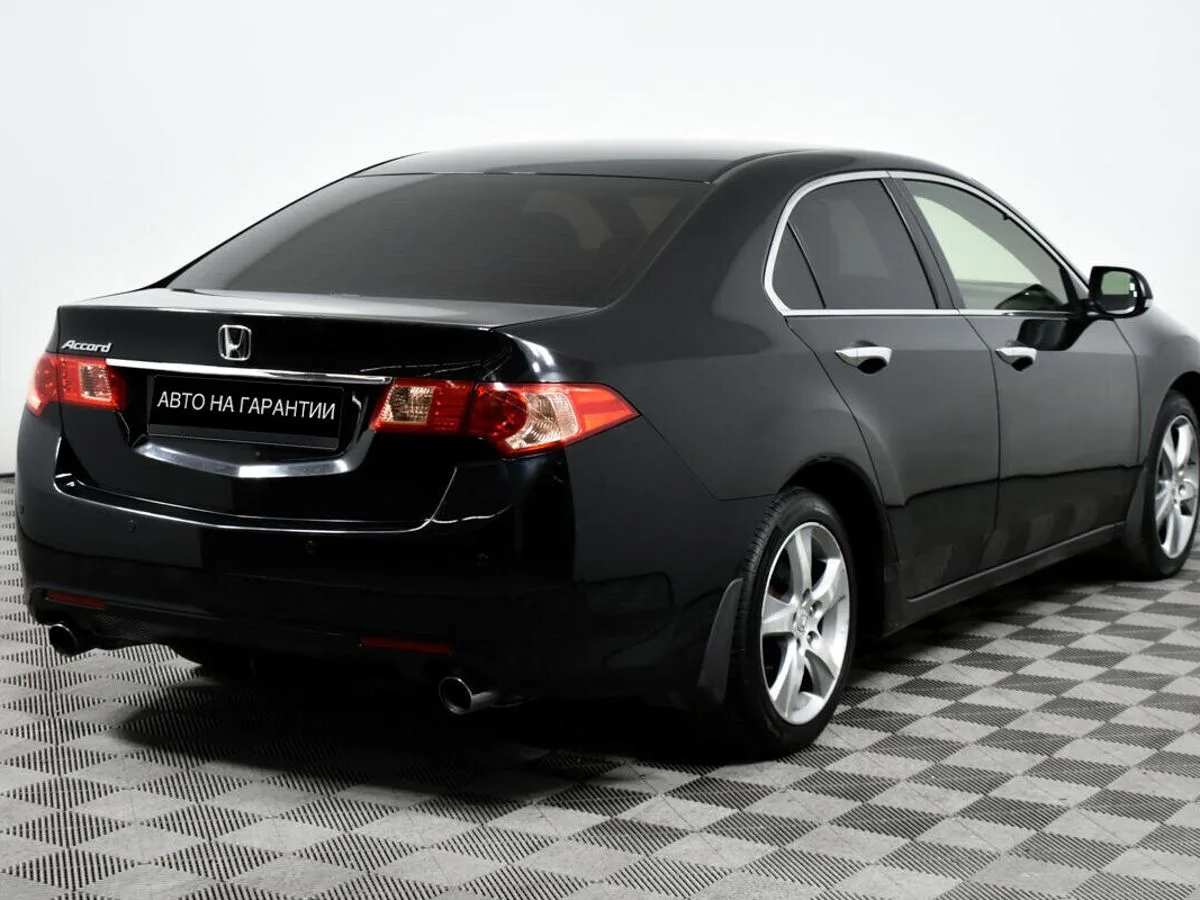 Honda Accord VIII Рестайлинг — фото 3