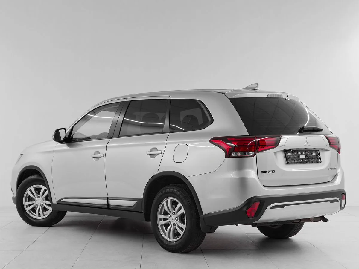 Mitsubishi Outlander III Рестайлинг 3 · Intense+ — фото 4