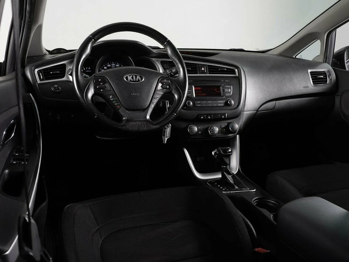 Kia Ceed II Рестайлинг · Comfort 2016 — фото 5