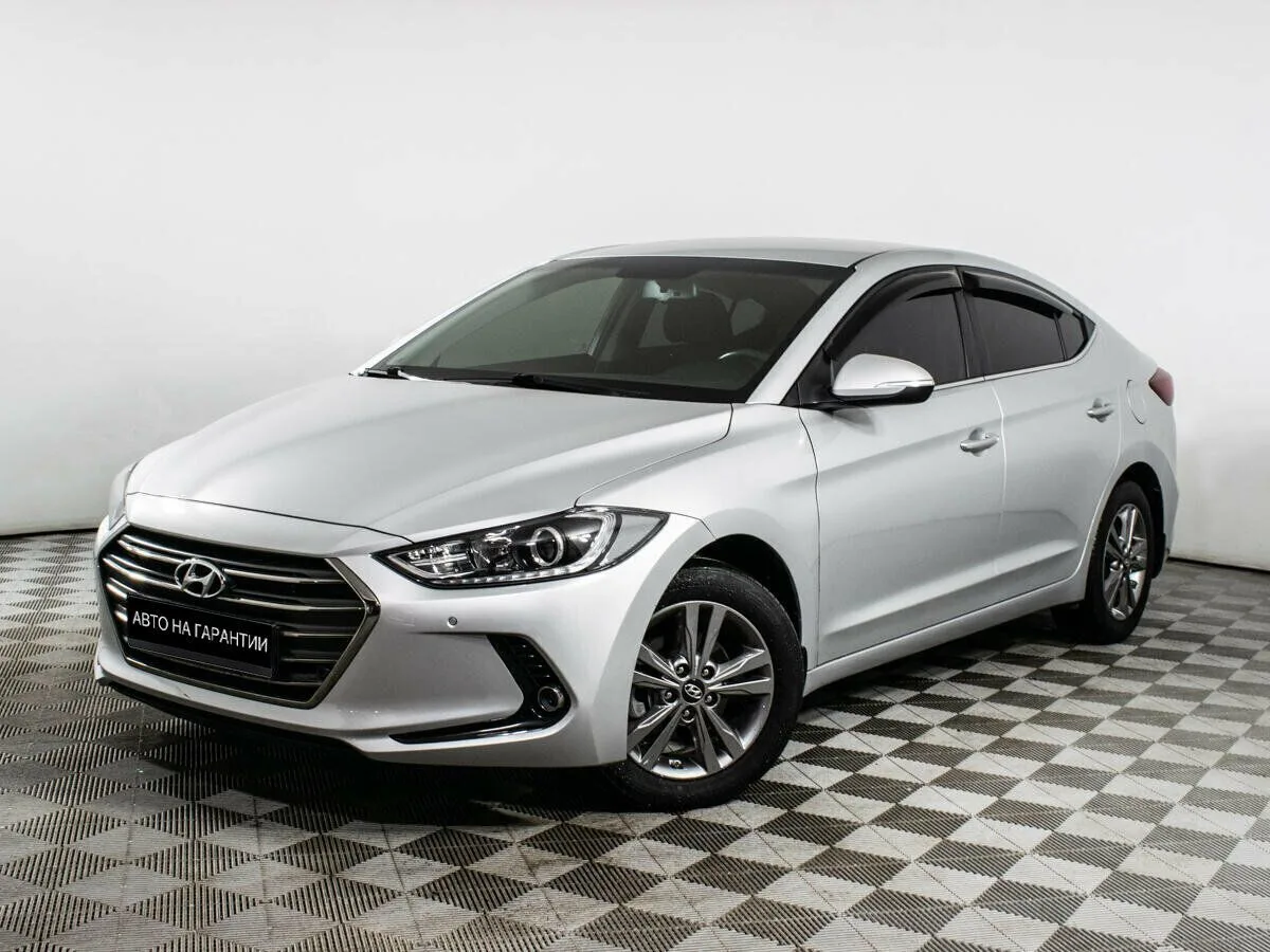 Hyundai Elantra VI (AD) · Comfort