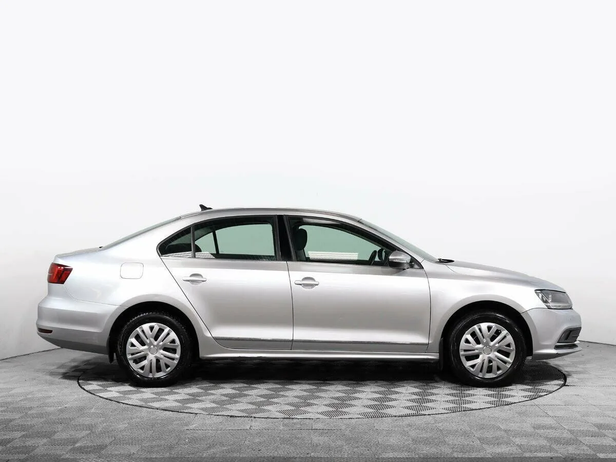 Volkswagen Jetta VI Рестайлинг · Comfortline — фото 4