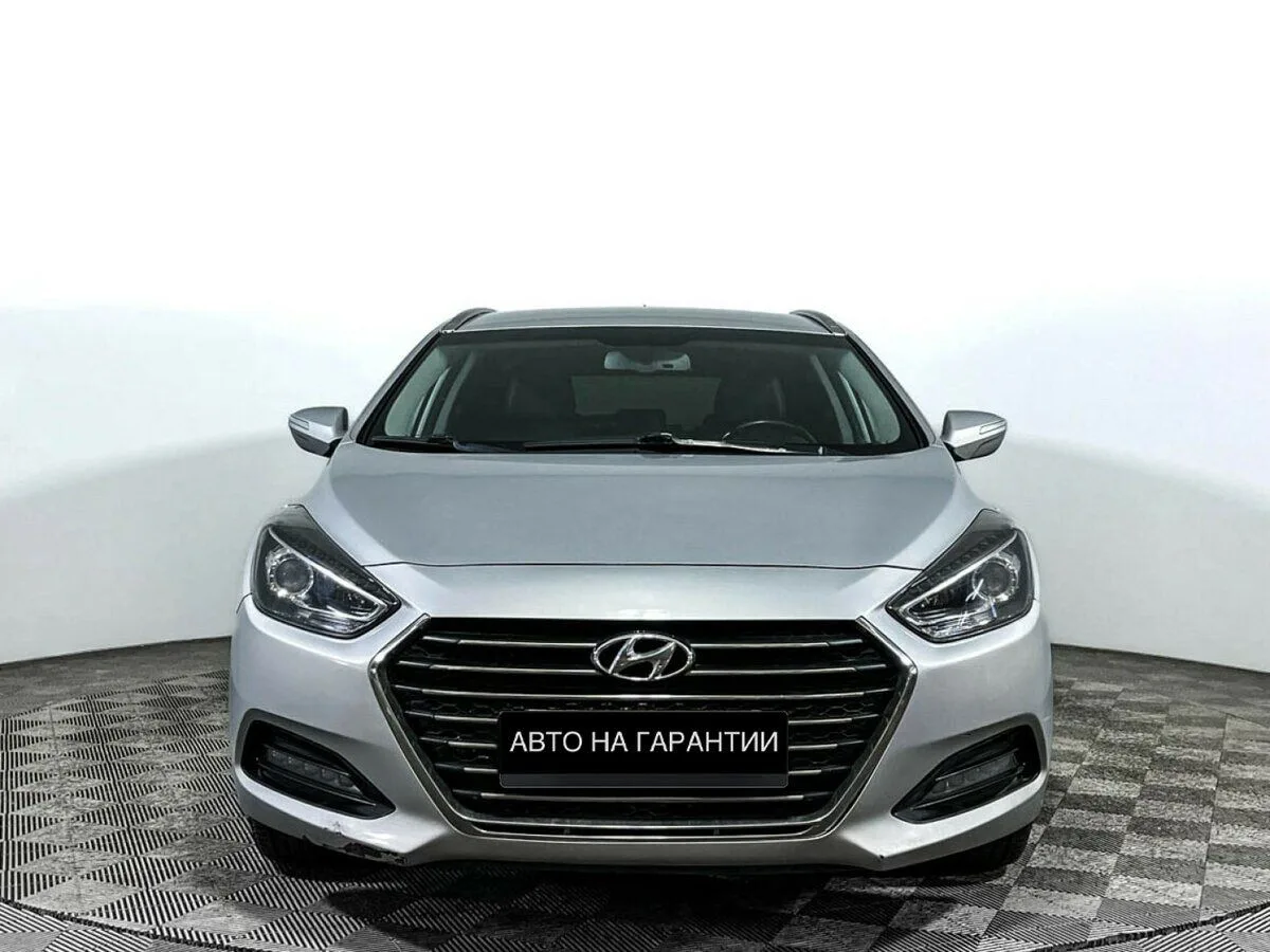 Hyundai i40 I Рестайлинг · Comfort — фото 2
