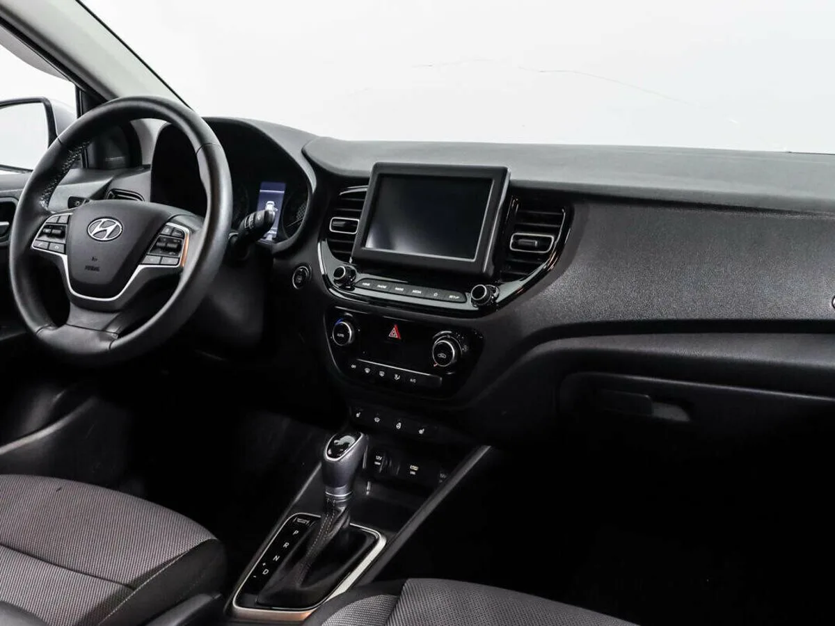 Hyundai Solaris II Рестайлинг · Elegance — фото 5