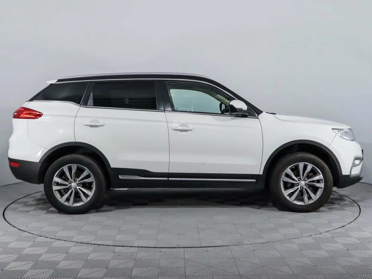 Geely Atlas I · Luxury LED — фото 4
