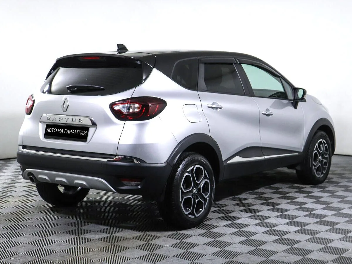 Renault Kaptur I Рестайлинг · Life — фото 3